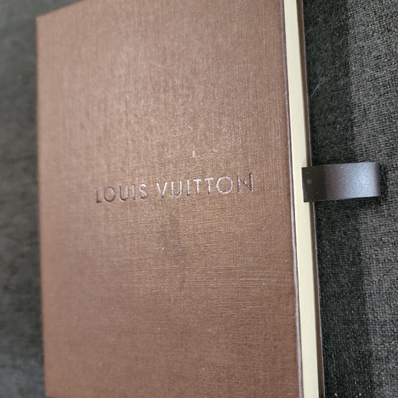 Mini Louis Vuitton pull box with dustbag - Picture 2 of 2